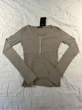 Brandy Melville Zelly Ribbed Long Sleeve Top in Tan - New With Tags